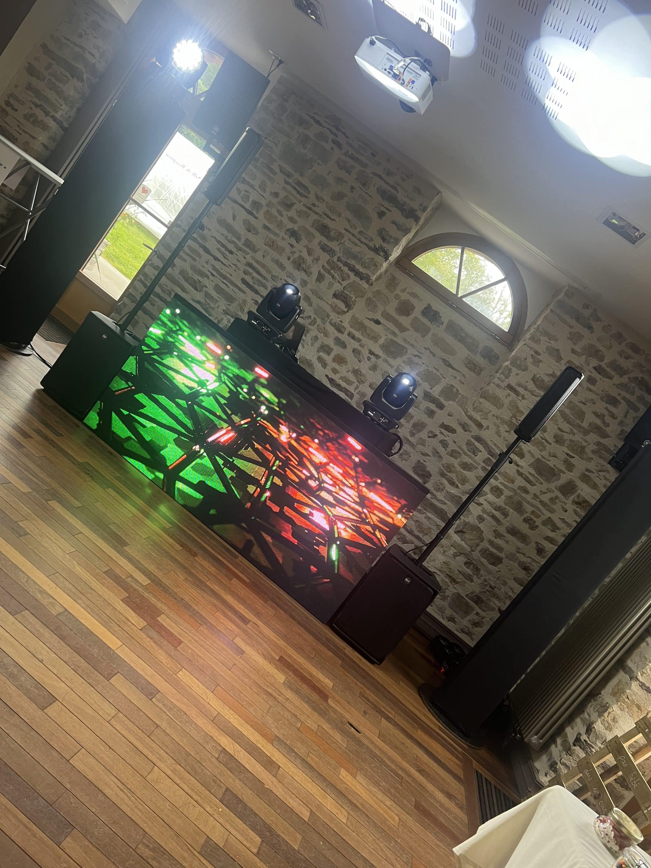 Ecran led location00004
